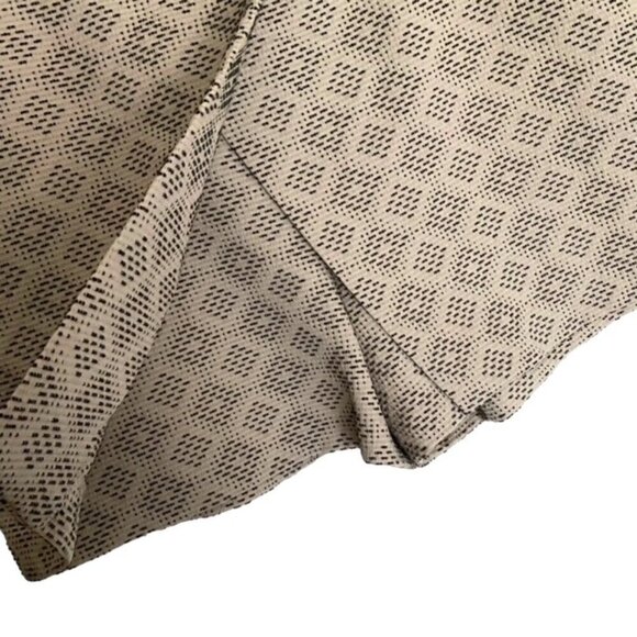 Vince Camuto Diamond Print Dress Short/Skort 10 - Picture 4 of 4